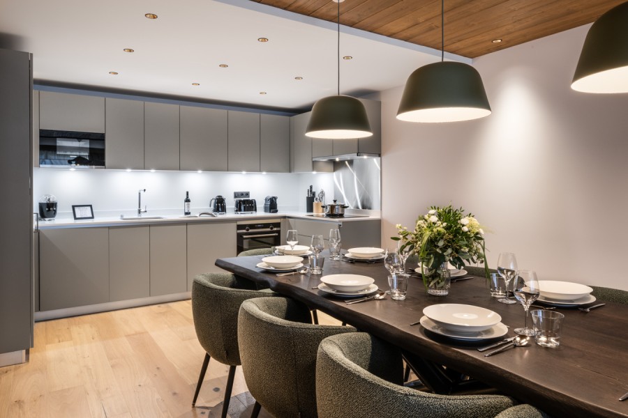 B01 | Penthouse chaleureux sous les toits