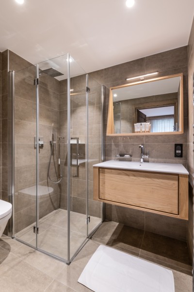 3 | Functional and welcoming two-bedroom cabin